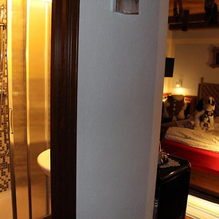 Hotel Meublé Gorret Breuil-Cervinia Extérieur photo
