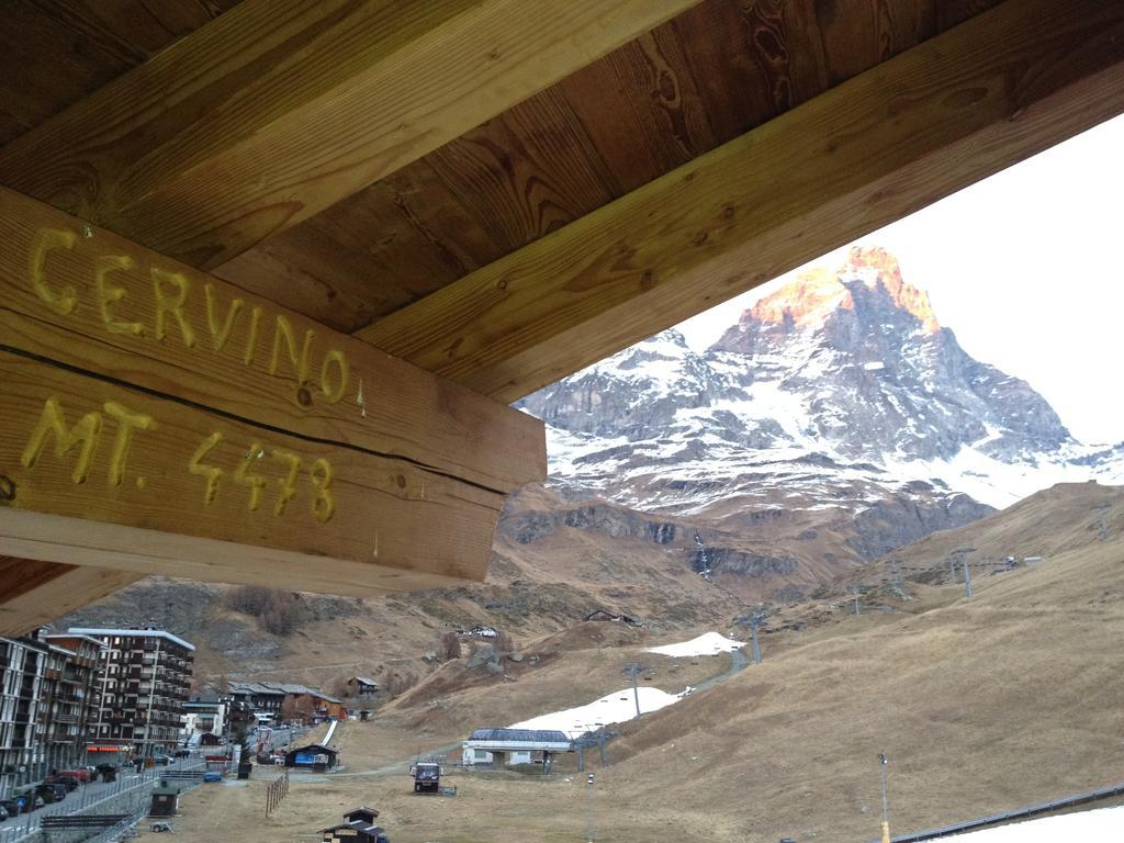 Hotel Meublé Gorret Breuil-Cervinia Chambre photo