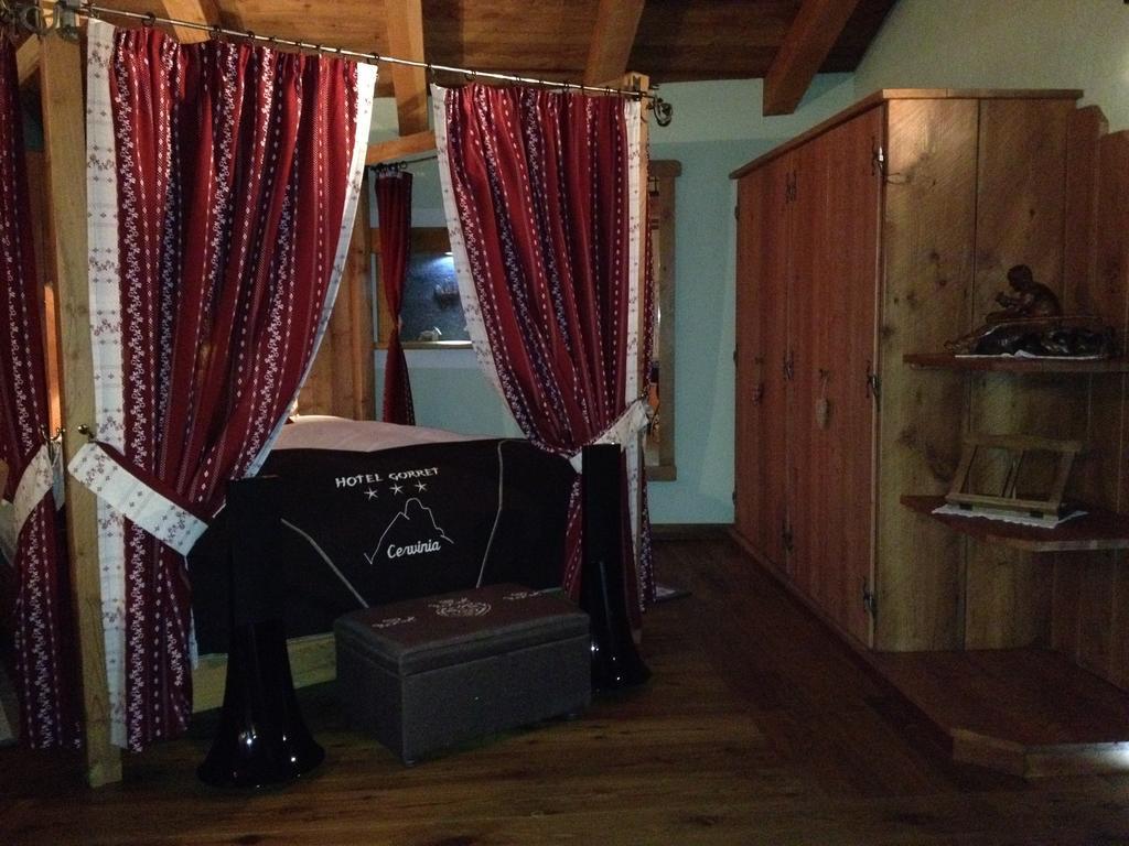 Hotel Meublé Gorret Breuil-Cervinia Chambre photo