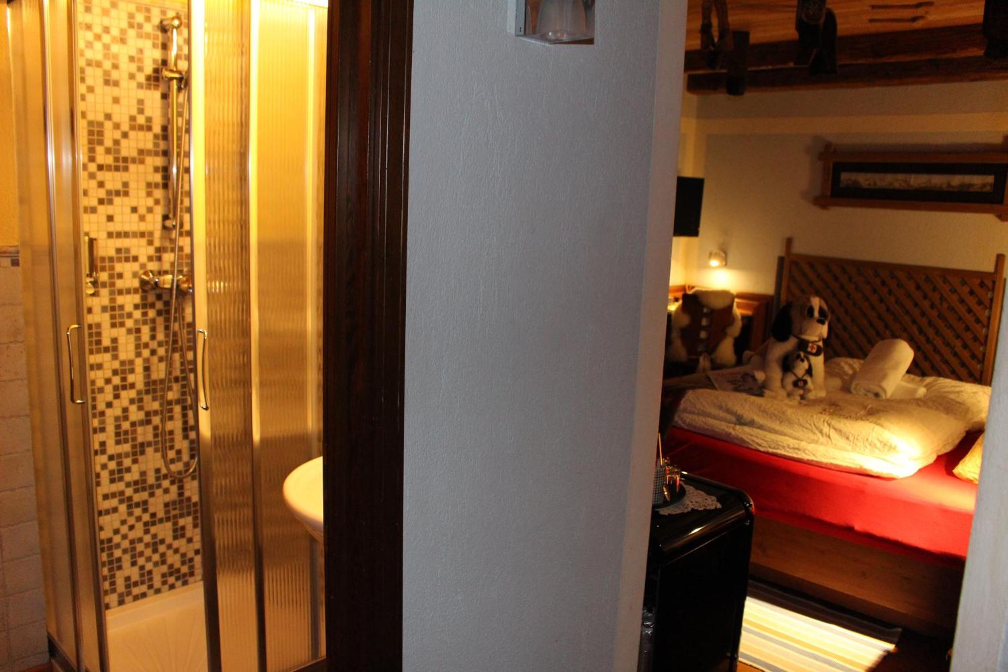Hotel Meublé Gorret Breuil-Cervinia Extérieur photo