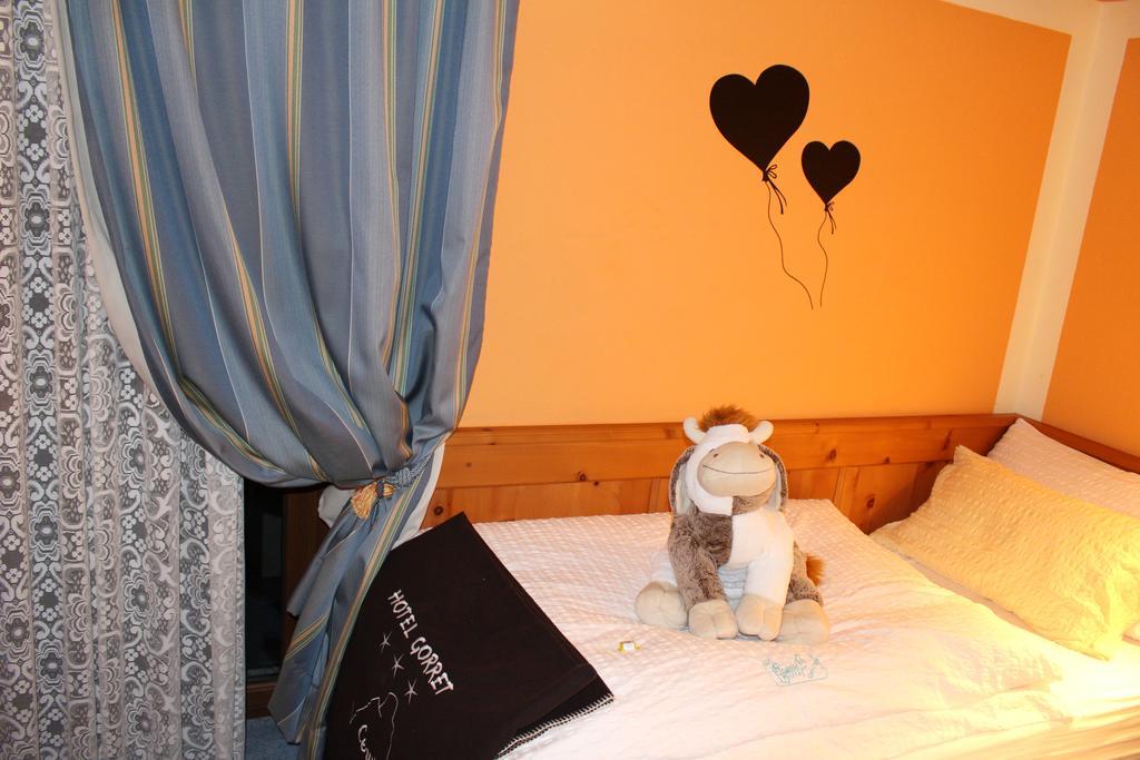 Hotel Meublé Gorret Breuil-Cervinia Extérieur photo