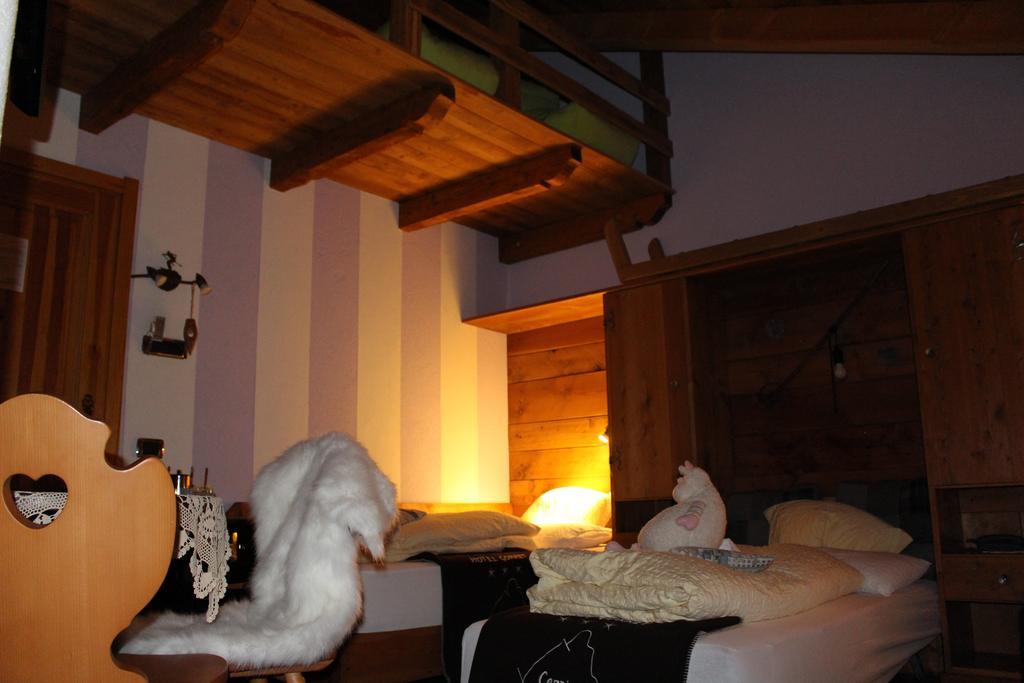 Hotel Meublé Gorret Breuil-Cervinia Extérieur photo