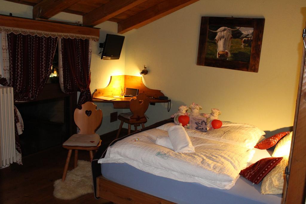 Hotel Meublé Gorret Breuil-Cervinia Extérieur photo